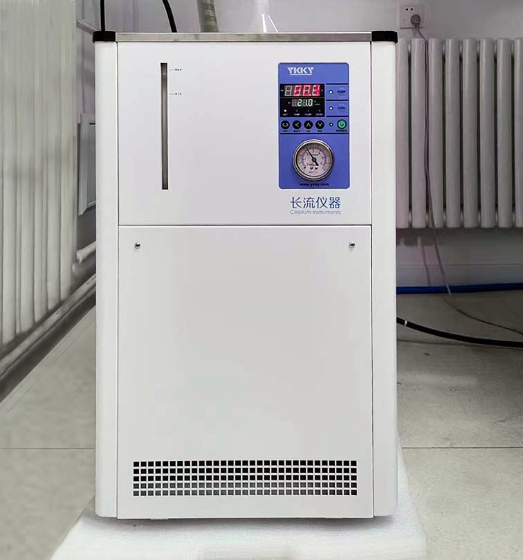 精密冷水機(jī).jpg