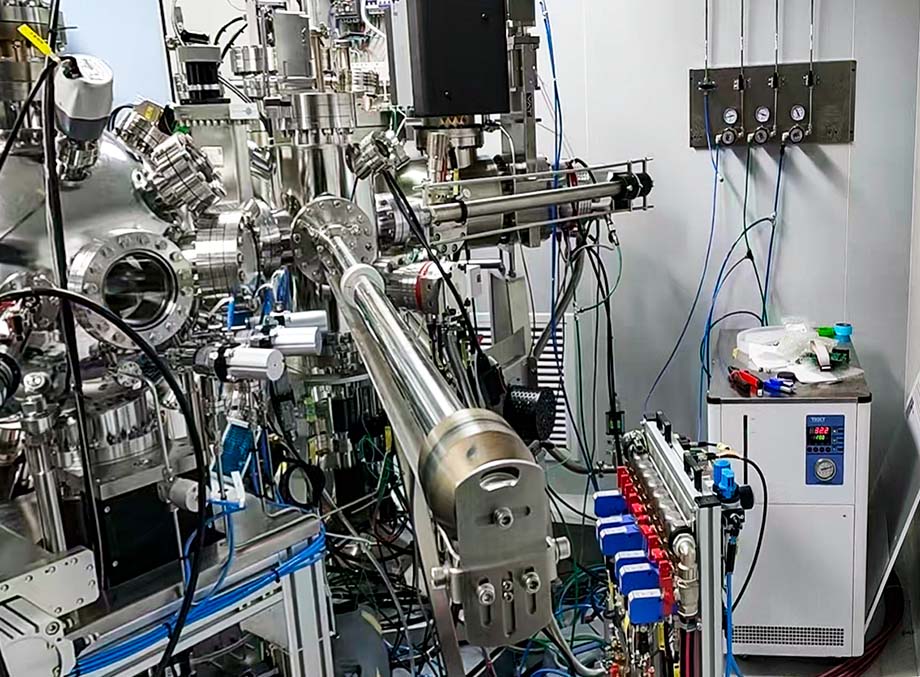 精密冷水機.jpg